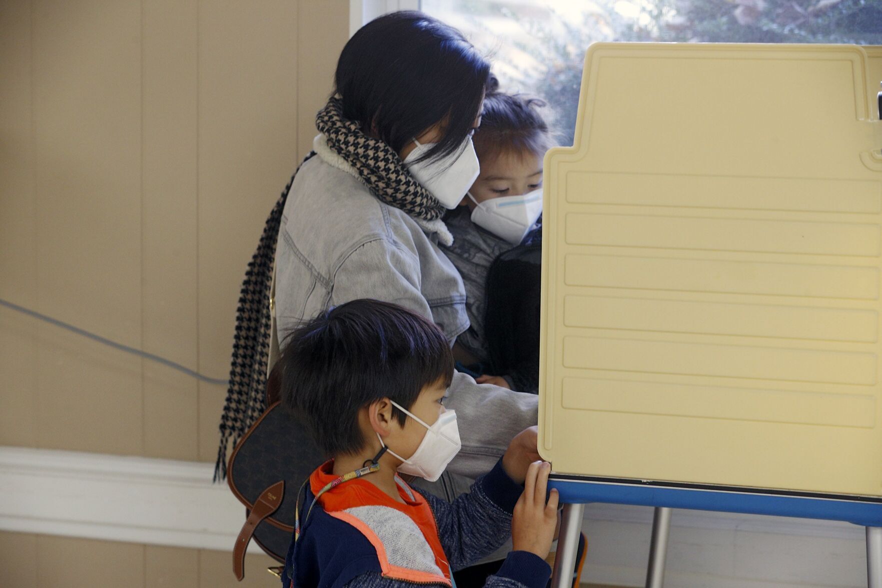 20221108_WEB_TURNOUT_ER_01